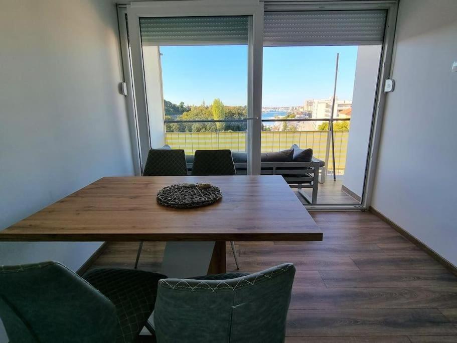 Apartamento Sea View Balcony And Parking Zadar Exterior foto
